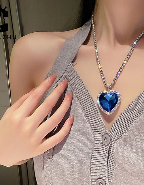 Load image into Gallery viewer, Titanic Heart Of Ocean Necklace
